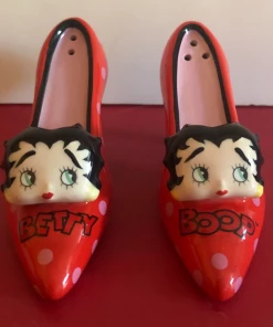 Bettyboopsuperstore Betty Boop Red Polka Dot High Heel Shoe Salt & Pepper Shakers Classic Collectibles