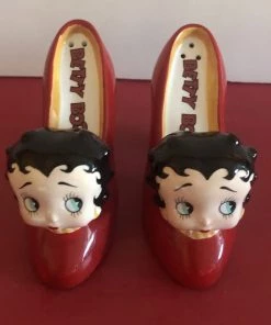 Bettyboopsuperstore Classic Collectibles Betty Boop Red Shoes Salt & Pepper