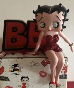 Bettyboopsuperstore Classic Collectibles Betty Boop Premiere Edition Sitting Figurine (Retired)