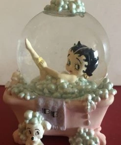 Bettyboopsuperstore Betty Boop Bubble Bath Snowglobe Retired
