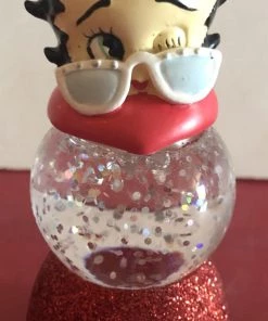 Goodies Galore The Bettyboopsuperstore Betty Boop Light Up Snowglobe Retired Rare Item Classic Collectibles