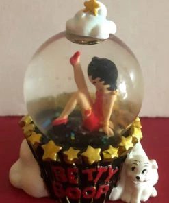Betty Boop Super Store Betty Boop Waterglobe Betty Kick Retired