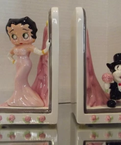 Bettyboopsuperstore Betty Boop Bed Of Roses Bookends (Retired)